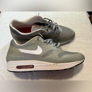 Nike Air Max 1